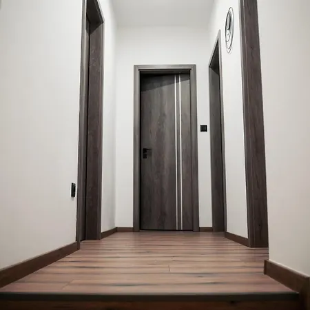 Lägenhet Fitromax Apartmanhaz