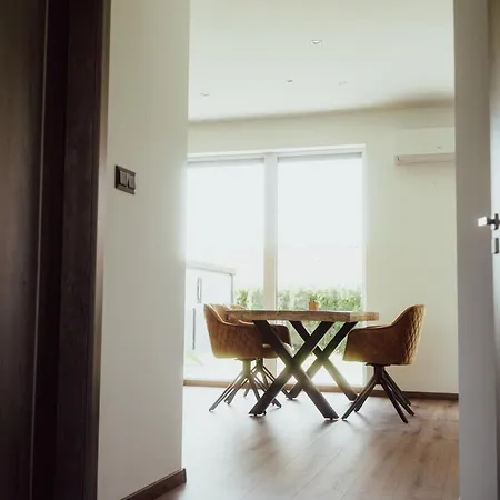 Fitromax Apartmanhaz * Ajka