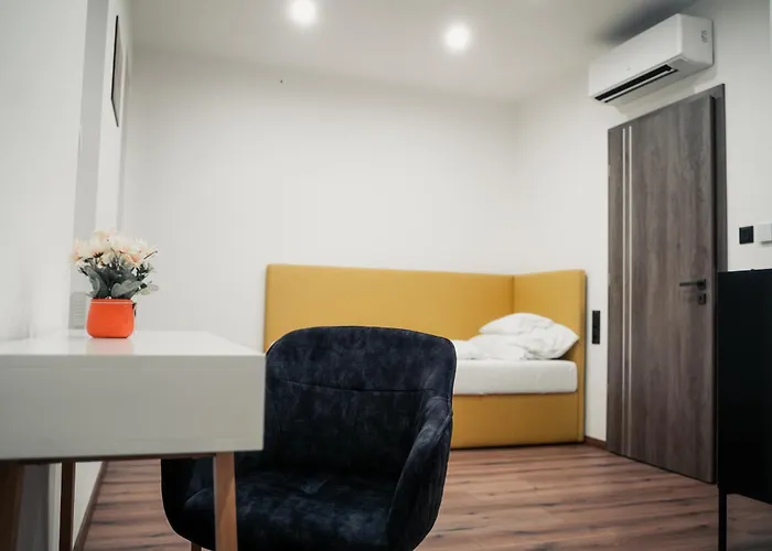 Fitromax Apartmanhaz *